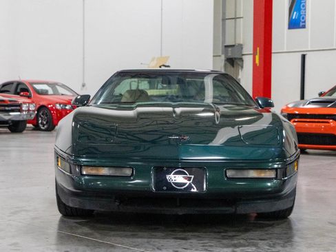 Used 1994 Chevrolet Corvette Coupe RWD image 9