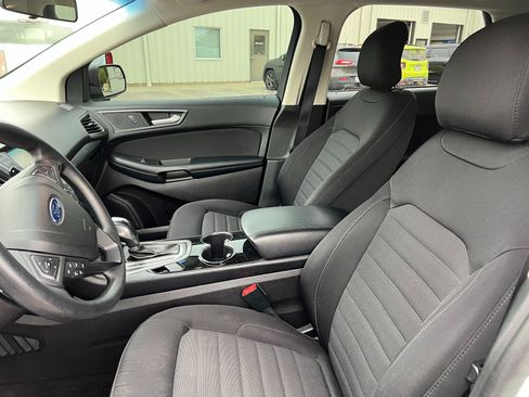 Used 2017 Ford Edge SE AWD/4WD image 10