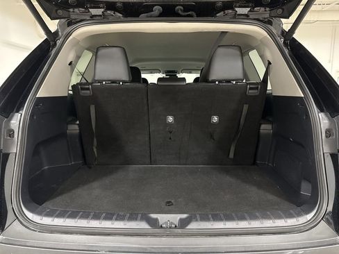 Used 2025 Toyota Grand Highlander FWD image 25