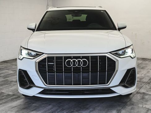 Used 2021 Audi Q3 2.0T Premium Plus w/ Premium Plus Package AWD/4WD image 2