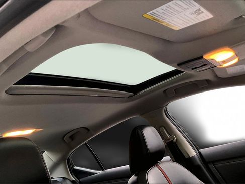 Used 2022 Nissan Sentra SR w/ Trunk Package image 25