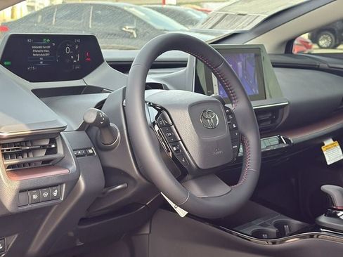 New 2026 Toyota Prius Plug-In Hybrid FWD image 12