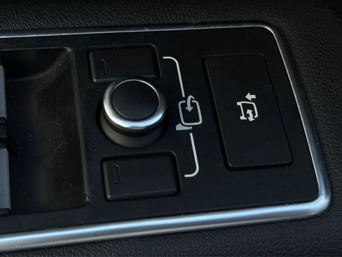Used 2016 Land Rover Range Rover AWD/4WD image 37