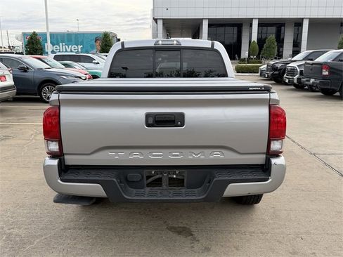 Used 2021 Toyota Tacoma SR w/ SR Convenience Package image 6