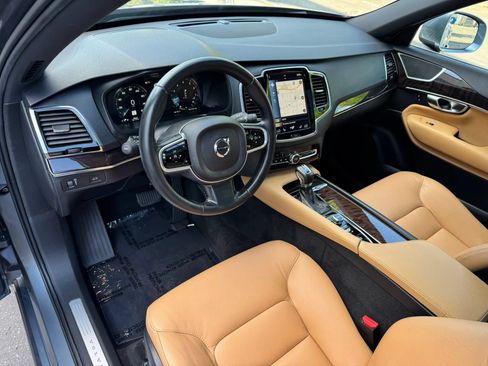 Used 2017 Volvo XC90 T6 Momentum w/ Vision Package AWD/4WD image 20