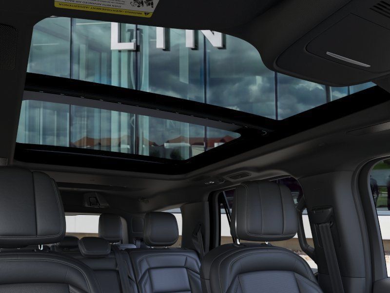New 2025 Lincoln Navigator Reserve w/ Jet Appearance Package AWD/4WD image 57