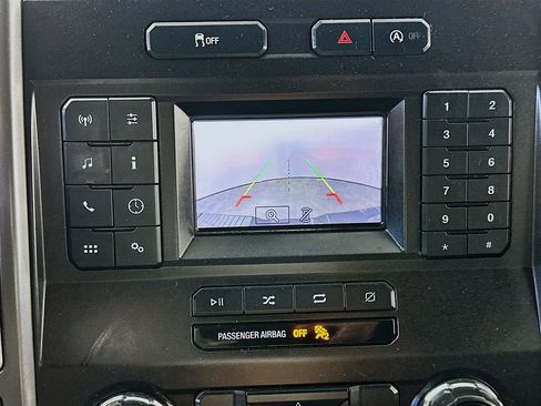 Used 2018 Ford F150 XLT RWD image 19