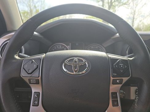 Used 2019 Toyota Tacoma SR5 image 24