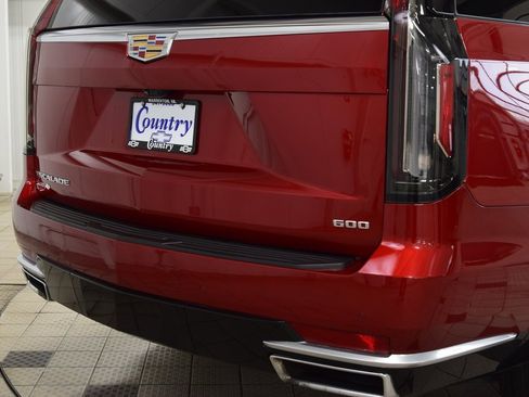 Used 2024 Cadillac Escalade ESV Premium Luxury w/ Performance Package image 21