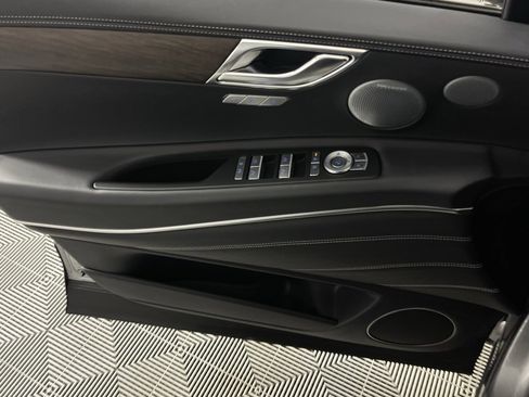 Used 2025 Genesis GV80 2.5T Advanced image 30