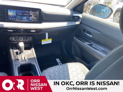 New 2025 Nissan Kicks SV w/ Interior Electronics Package AWD/4WD image 19