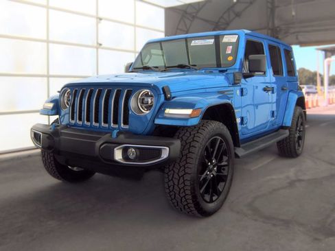 Used 2022 Jeep Wrangler Unlimited Sahara w/ Safety Group AWD/4WD image 1