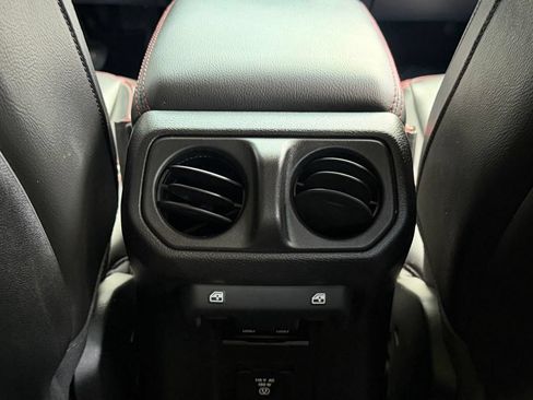 Used 2021 Jeep Wrangler Unlimited Rubicon AWD/4WD image 53