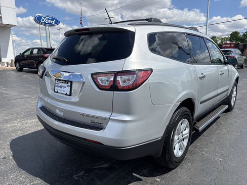 Used 2014 Chevrolet Traverse LS w/ LPO, 'HIT The Road' Package FWD image 3