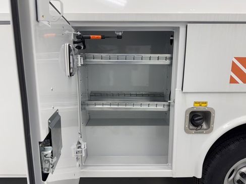 New 2025 Chevrolet Express 3500 w/ Power Convenience Package image 23