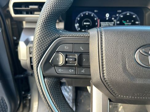 Certified 2025 Toyota Tacoma TRD Sport image 14