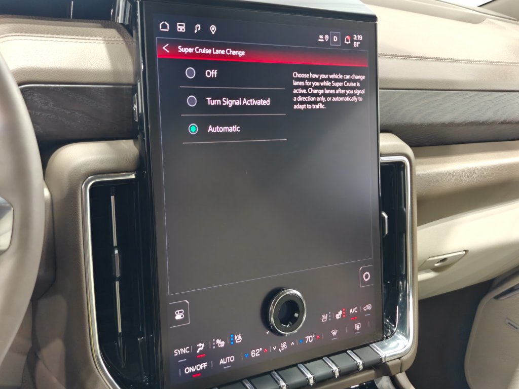 Used 2026 GMC Yukon Denali w/ Advanced Technology Package AWD/4WD image 65