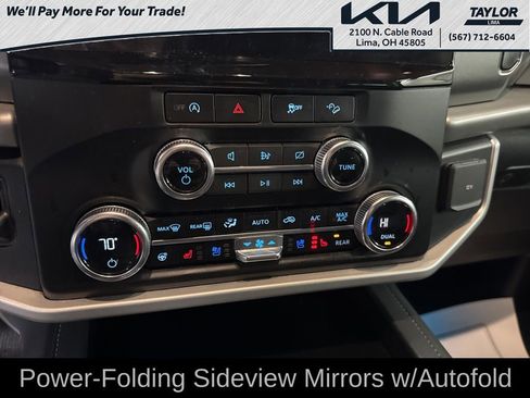 Used 2024 Ford Expedition Max XLT image 17