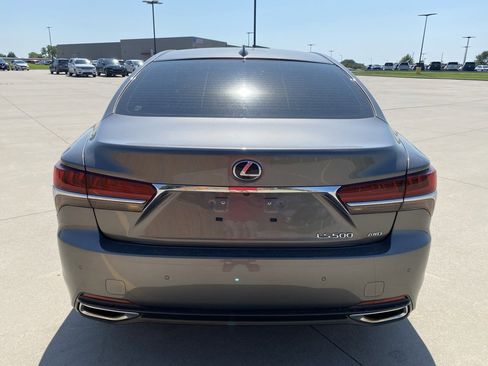 Used 2018 Lexus LS 500 AWD image 9