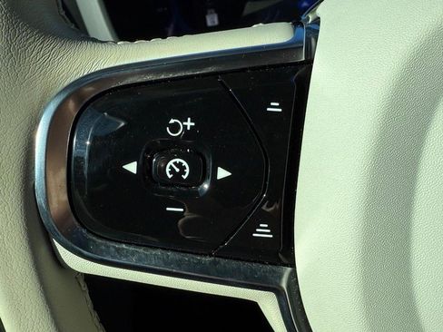 Certified 2024 Volvo S60 B5 Plus w/ Protection Package Premier image 18