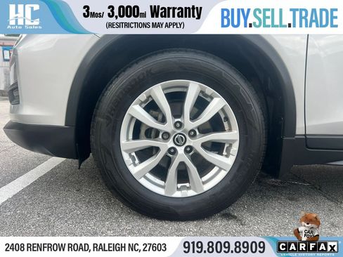 Used 2020 Nissan Rogue SV FWD image 10