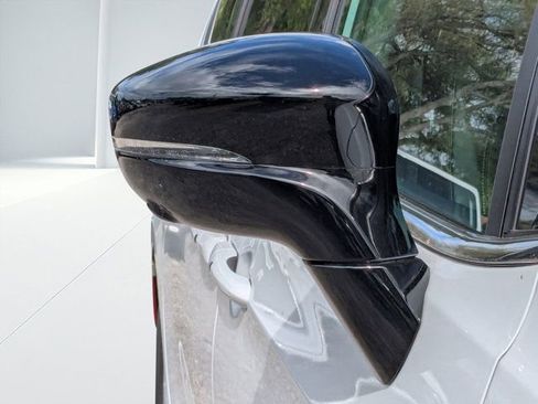 New 2026 Chrysler Pacifica Select FWD image 11