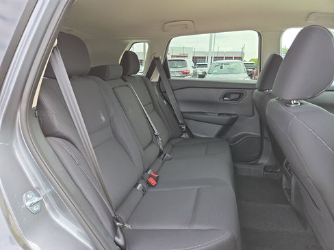 New 2026 Nissan Rogue S image 14