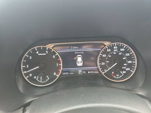 Used 2025 Nissan Sentra SV FWD image 23