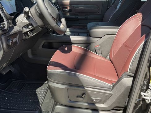 New 2026 RAM 2500 Limited image 13