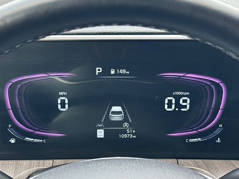 Used 2024 Kia Telluride EX image 24