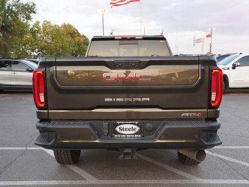Used 2023 GMC Sierra 3500 AT4 w/ AT4 Preferred Package AWD/4WD image 6