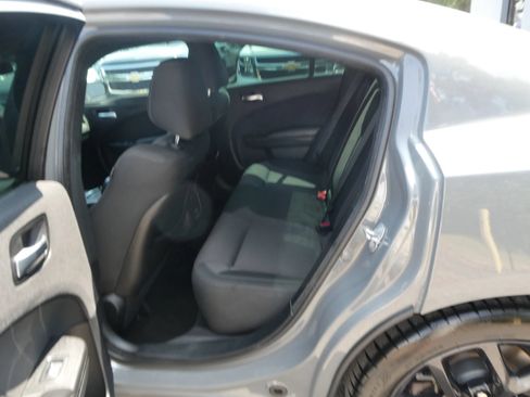 Used 2019 Dodge Charger SXT w/ Blacktop Package RWD image 28