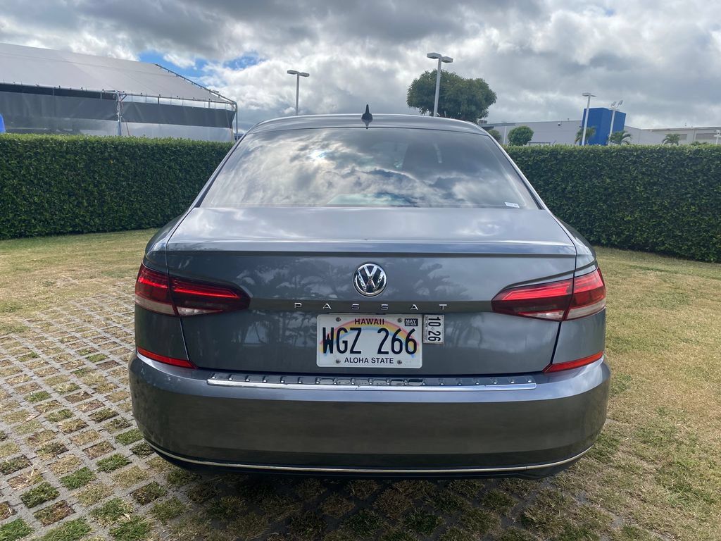 Used 2022 Volkswagen Passat 2.0T SE FWD image 6