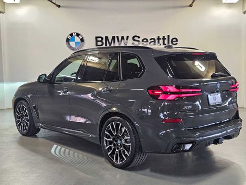 New 2026 BMW X5 xDrive50e w/ M Sport Package AWD/4WD image 4
