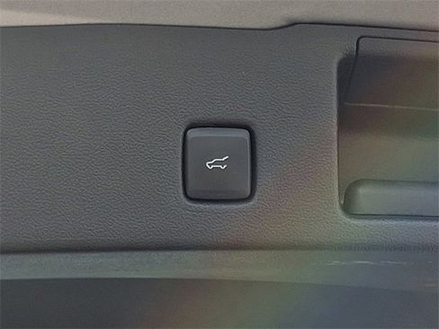 Used 2023 Ford Escape Active image 28