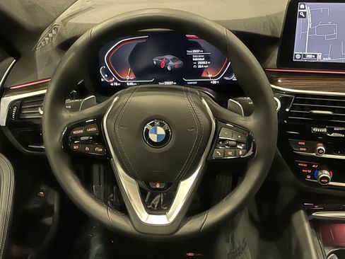 Certified 2023 BMW 530i xDrive 530i xDrive w/ Convenience Package image 19