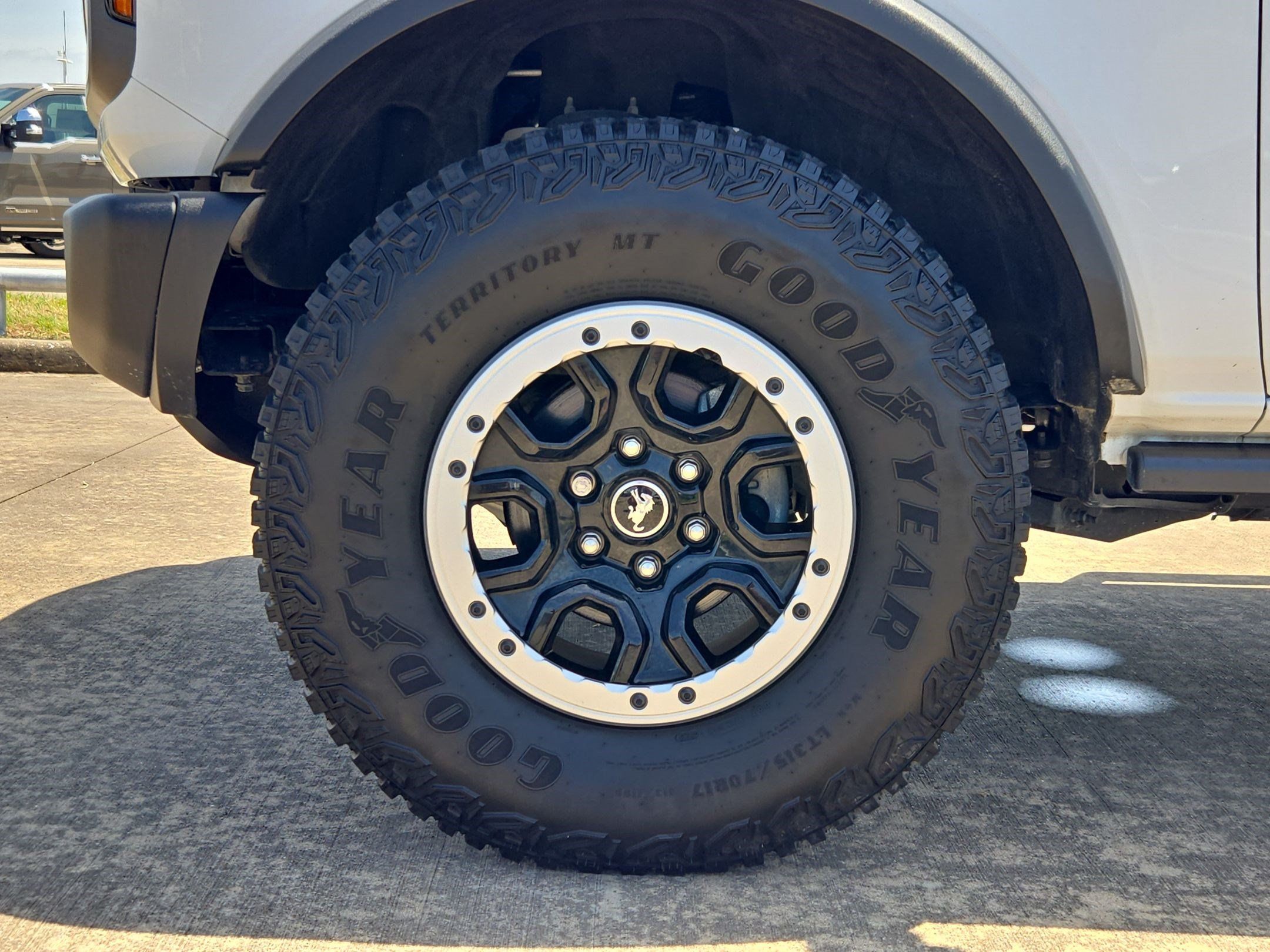 Used 2023 Ford Bronco Badlands w/ Sasquatch Package AWD/4WD image 13