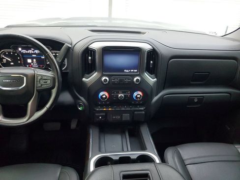 Used 2022 GMC Sierra 1500 Denali w/ Denali Premium Package AWD/4WD image 14
