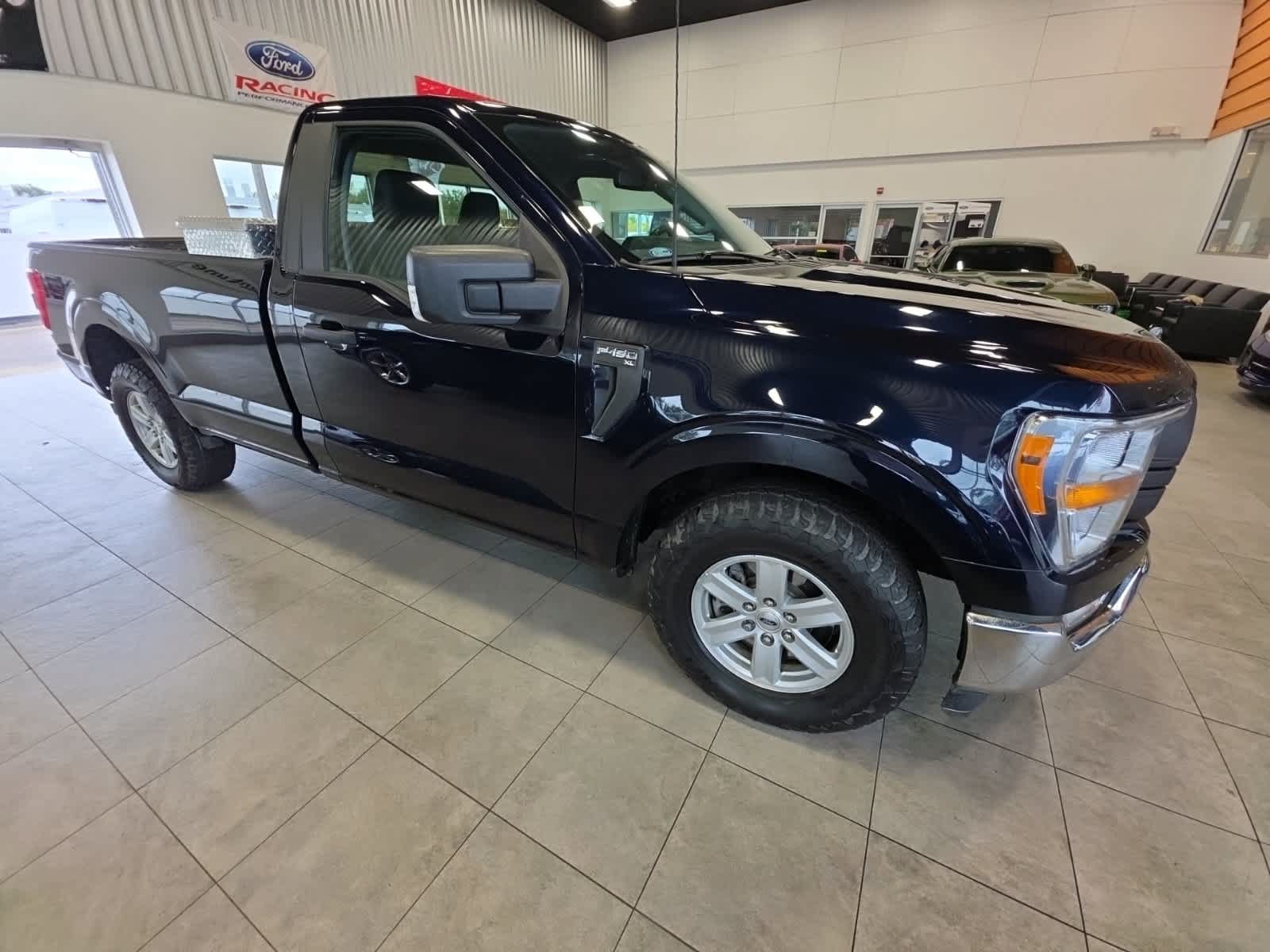 Used 2022 Ford F150 XL w/ Equipment Group 101A High RWD image 6