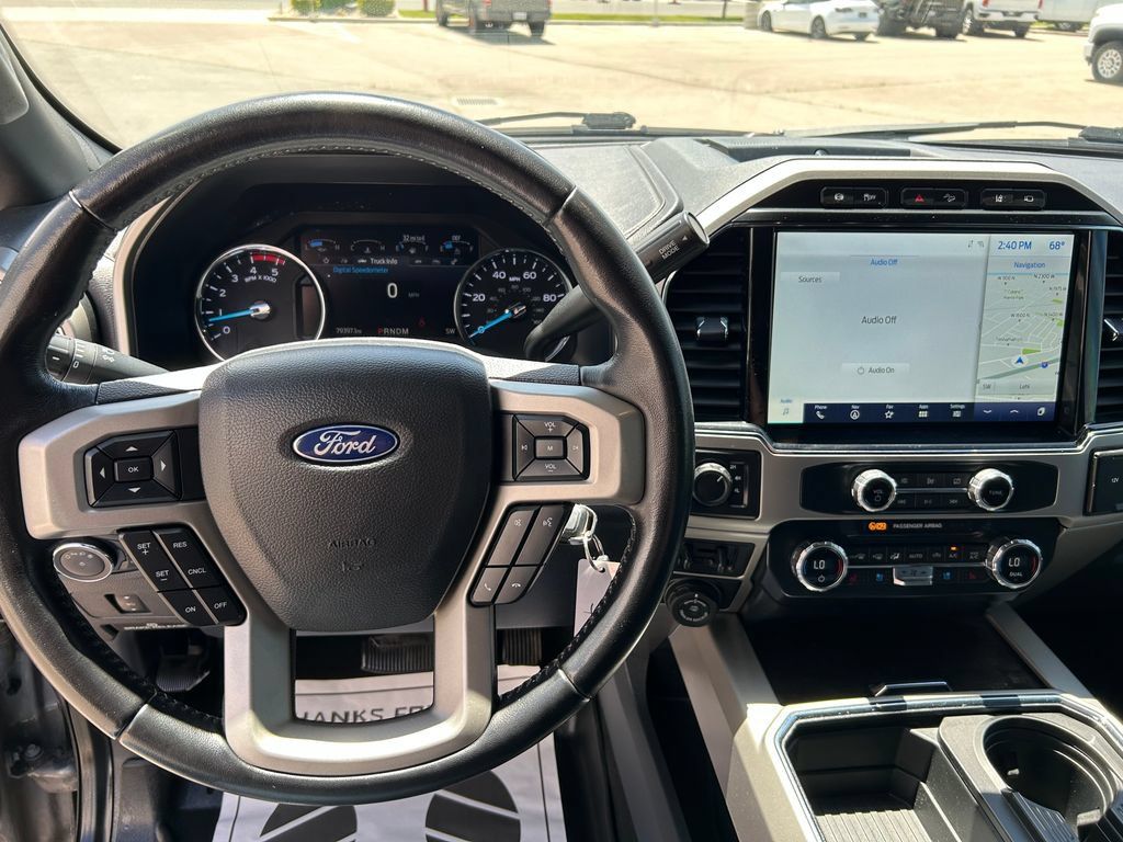 Used 2022 Ford F250 Lariat w/ Lariat Value Package AWD/4WD image 11