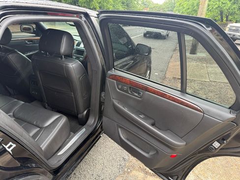 Used 2007 Cadillac DTS Performance FWD image 13