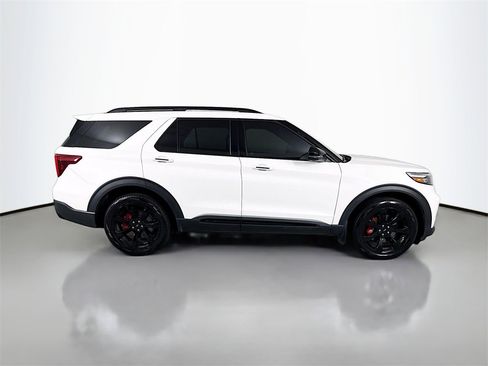 Used 2023 Ford Explorer ST w/ Equipment Group 401A image 8
