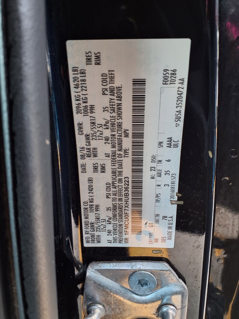 Used 2017 Ford Escape S FWD image 39