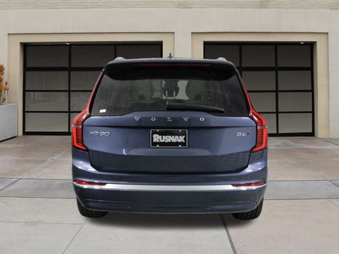 New 2026 Volvo XC90 B6 Ultra image 4
