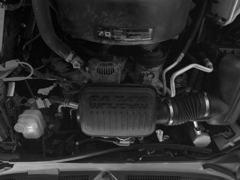 Used 2005 Dodge Dakota ST image 20