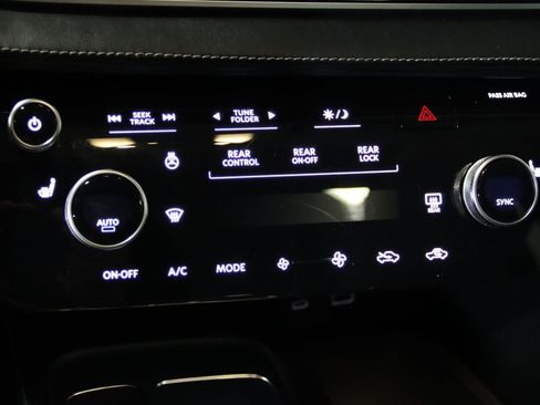 Used 2023 INFINITI QX60 Pure AWD/4WD image 46