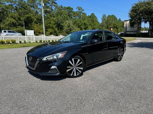 Used 2019 Nissan Altima 2.5 SR w/ SR Premium Package AWD/4WD image 30