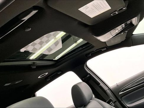 Used 2023 Buick Enclave Essence w/ Experience Buick Package FWD image 19