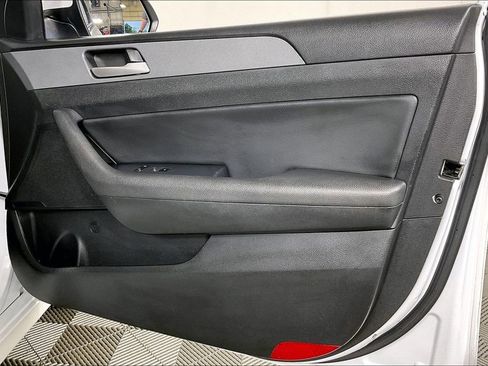 Used 2018 Hyundai Sonata SEL image 22