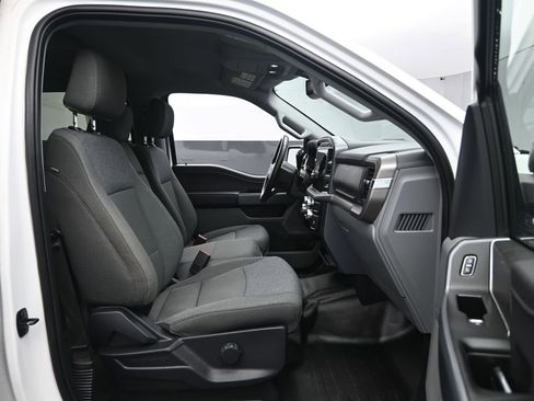 Used 2024 Ford F150 XLT AWD/4WD image 30